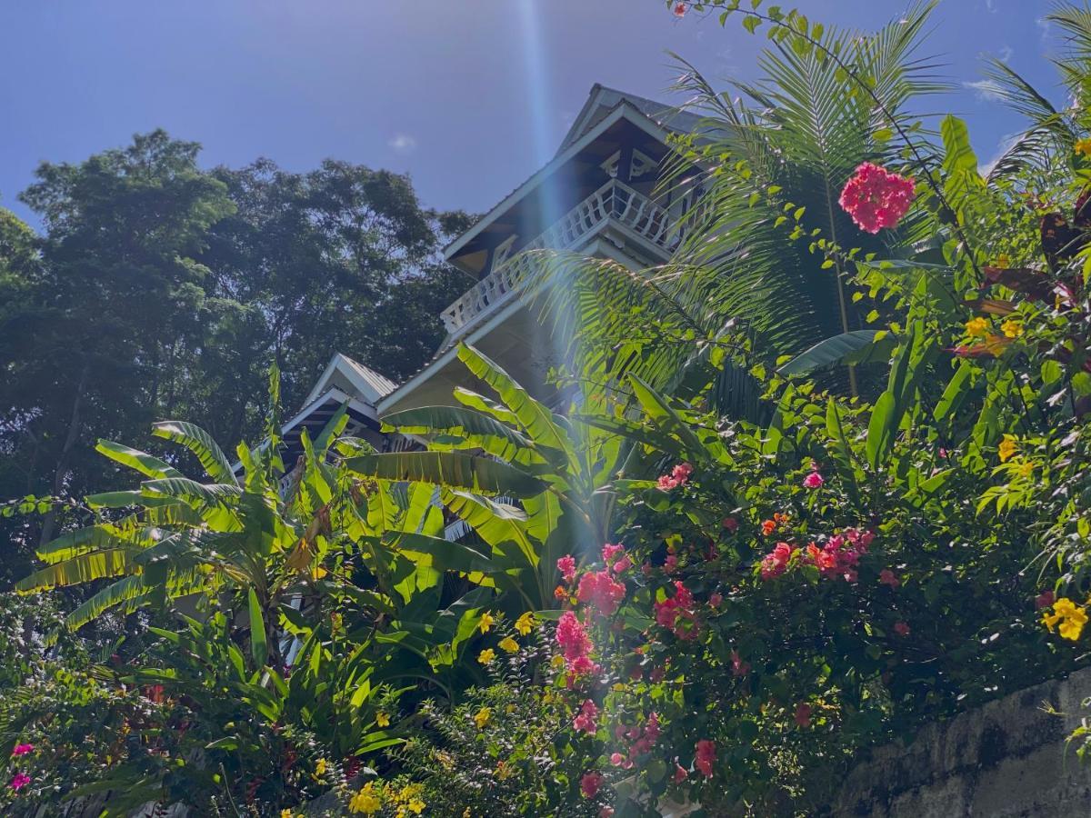 Mouggae Blues Villas Beau Vallon  Buitenkant foto